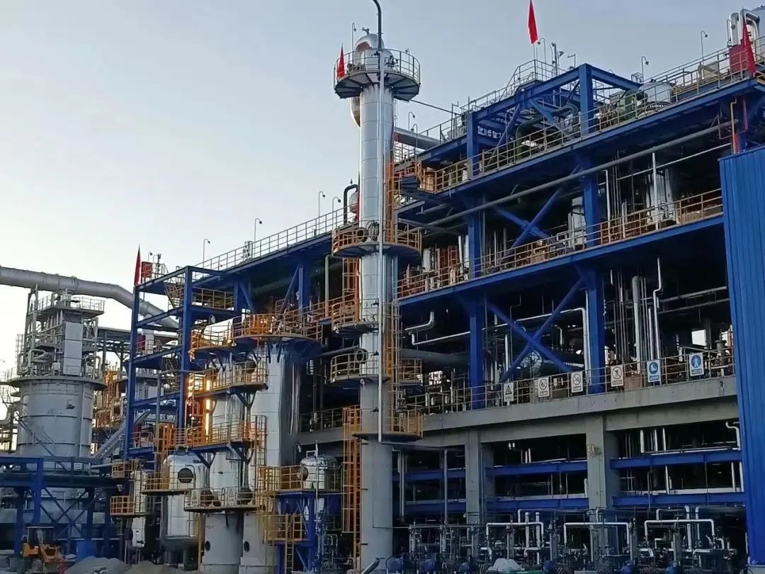 烏海磁致伸縮液位計測量閃蒸罐液位，提升化工生產(chǎn)安全性